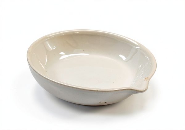 Eisco Labs Evaporating Basin - Porcelain - Flat Form with Spout - 50 ml-1